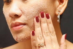 Làm đẹp bằng muối: Bí quyết đơn giản giúp da sạch khỏe và cơ thể thư giãn tự nhiên