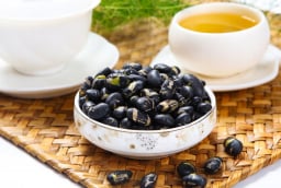 Cách ăn đậu đen giảm cân của người Hàn, có người giảm được 51kg trong 4 tháng