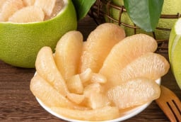 Người đang dùng 5 loại thuộc này không nên ăn bưởi