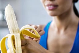 Cải thiện khả năng kiểm soát đường huyết của người bệnh tiểu đường bằng ăn chuối đúng cách