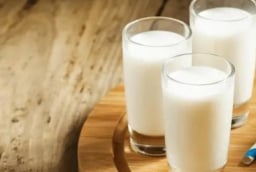 Uống sữa lúc nào tốt nhất: Buổi sáng hay buổi tối? Thời gian vàng bạn không nên bỏ qua