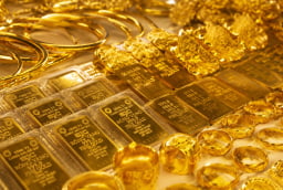 Bảng giá vàng 9999 24K 18K SJC DOJI PNJ hôm nay 11/5/2026
