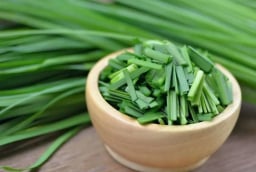 Loại rau dân dã nhiều người chê ví như “trợ thủ vàng” của sức khỏe với 5 lợi ích tốt hơn cả thần dược
