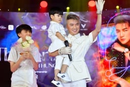 Đàm Vĩnh Hưng bất ngờ nhắc đến mẹ của con trai