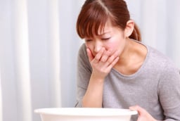 Buổi sáng ngủ dậy thấy đắng miệng cảnh báo bệnh nan y: Nên đi khám gấp