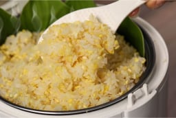 Cách đồ xôi nhanh không cần ngâm gạo: Xôi dẻo mềm, thơm nức, không khô cứng