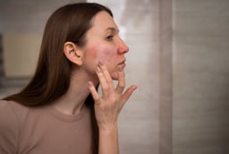 4 thói quen tưởng vô hại trong ngày nắng nóng nhưng có thể khiến làn da xuống cấp nhanh chóng