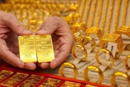 Giá vàng hôm nay (25/6): Vàng SJC và nhẫn đồng loạt 'lao dốc', nhà đầu tư cần làm gì?