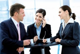3 kiểu đồng nghiệp nên tránh xa