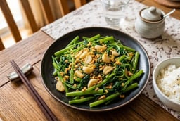 Mẹo xào rau muống xanh mướt, dậy mùi thơm