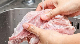 Sai lầm tai hại khi rửa thịt, phần lớn người Việt đang mắc phải, tăng nguy cơ ngộ độc lên gấp 10 lần