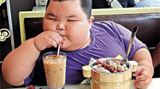 Thực phẩm khiến bé thừa cân, béo phì, nhiều người vẫn thản nhiên cho con ăn mà không biết