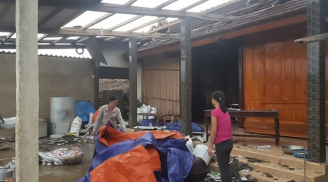 Lốc xoáy 20 phút quật tốc mái nhà hàng chục hộ dân ở Hà Tĩnh