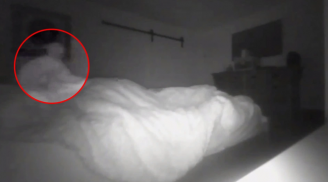 Kiểm tra camera, ông chồng sững người khi chứng kiến hành động này giữa vợ với con trai