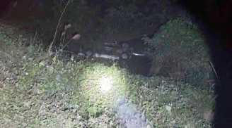 Xe ô tô lao xuống suối trong đêm khiến 6 người thương vong