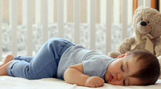 Yếu tố ảnh hưởng đến giấc ngủ của trẻ nhiều nhất, nhiều ba mẹ biết những vẫn vô tình cho qua
