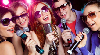 Hát karaoke quá to ngày Tết có thể bị phạt cả trăm triệu đồng