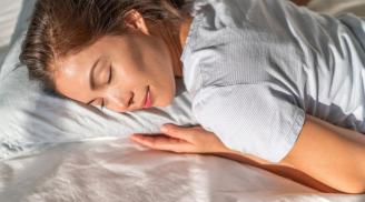 Thói quen tai hại khi ngủ khiến bạn già nhanh trông thấy
