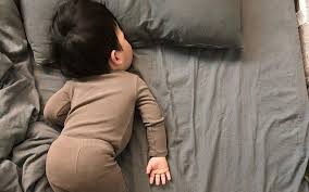 Giữa một đứa trẻ ngủ trưa và không bao giờ ngủ trưa, nhiều năm sau nhìn kết quả học tập mà ngỡ ngàng