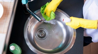 4 nguyên liệu rẻ tiền giúp làm sạch bồn rửa bát dễ dàng nhất, hết hẳn mùi hôi