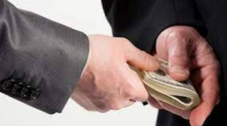 Nghèo khó đến mấy cũng đừng 'tham lam' 4 loại tiền và cầu cạnh 2 loại người: Phước sẽ đi, họa sẽ tìm đến