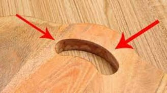 Vì sao trên thớt luôn có một lỗ tròn nhỏ? 30 năm rồi, hôm nay tôi mới biết công dụng thực sự của nó
