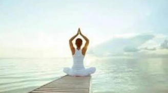 Phụ nữ biết buông bỏ 4 'cảm xúc' này mới an yên, hạnh phúc đến cuối đời, loại cuối cùng thật không dễ dàng