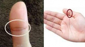 Người cuộc đời vất vả khó tụ tài, càng già càng nghèo khổ, lòng bàn tay thường có 5 điểm rất xấu