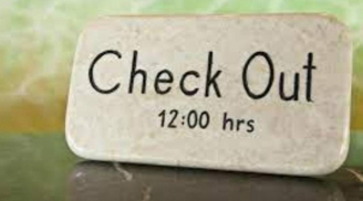 Vì sao giờ trả phòng khách sạn luôn là 12h? Nhiều người không biết lý do thật sự