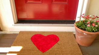 Thầy phong thuỷ dặn kỹ: Đặt 4 thứ này trước cửa nhà, vận hạn tự qua, tiền tài tự đến