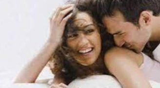 Tại sao phụ nữ càng lớn tuổi càng 'ham muốn' đàn ông nhiều hơn? Người trong độ tuổi chia sẻ thật