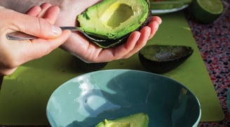 Cách bảo quản bơ để cả tháng vẫn dẻo quánh, vàng đều