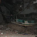 Vụ sập nhà ở Huỳnh Thúc Kháng: 18 hộ dân bị đẩy ra vườn hoa