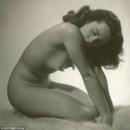 Bất ngờ công bố ảnh nude của Liz Taylor