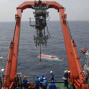 Tàu ngầm Trung Quốc lập kỉ lục lặn sâu hơn 4000 mét