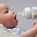 5 lưu ý khi dùng sữa xách tay cho trẻ