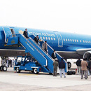 Vietnam Airlines lại hoãn khẩn cấp vì khách dọa có bom