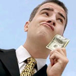 Gã giảng viên lưu hóa đơn đòi bố vợ trả “tình phí”