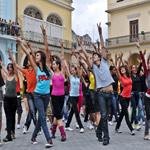 Phong trào mới tại Việt Nam: Nhảy để hàn gắn yêu thương