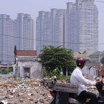 ’Bi kịch hóa’ lấy cớ cứu thị trường bất động sản?