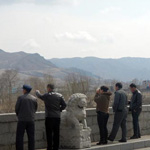 Quan hệ lạnh nhạt,Triều Tiên vẫn cử 100.000 người sang ’học’ TQ