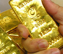 Ngân hàng Nhà nước 'tham công tiếc việc' giữ đấu thầu vàng