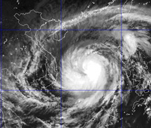 Vào vùng biển Quảng Ngãi-Quảng Bình, bão Haiyan vẫn giật cấp 16