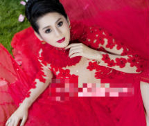 'Õng ẹo' váy cưới, Lâm Chi Khanh làm cô dâu chuyển giới Vbiz đầu tiên?