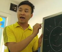 Thầy 'nuôi dạy trẻ' duy nhất giữa Sài Gòn