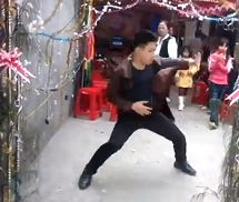 Múa Thái cực quyền trên nền nhạc dance