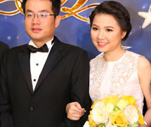 Ngô Quỳnh Anh 'Mắt Ngọc' hạnh phúc trong đám cưới