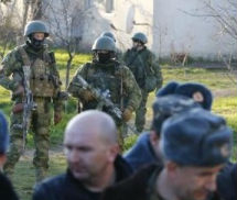 Căn cứ Ukraine ở Crimea bị tấn công, một người bị thương