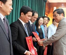 Hà Nội: Ra mắt lãnh đạo hai quận mới
