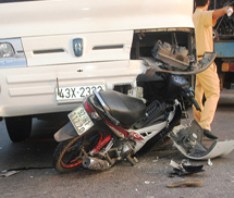 Tai nạn giao thông liên hoàn, một người bị thương nặng